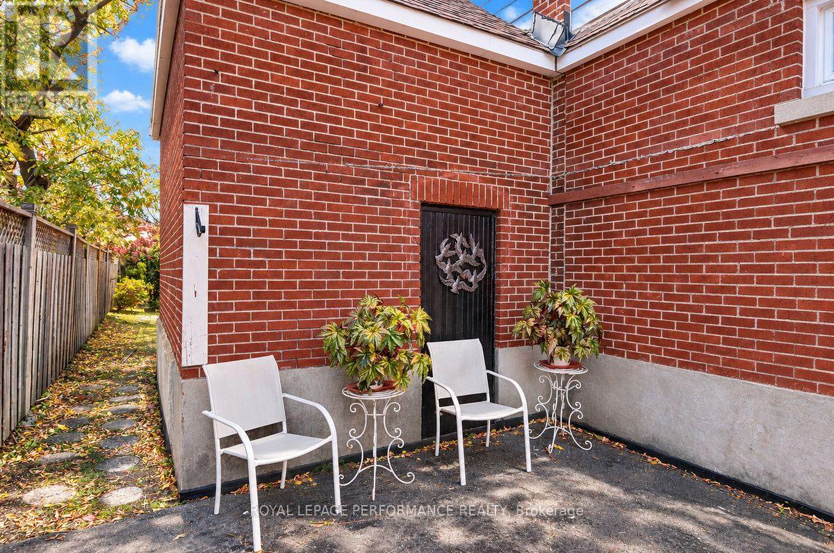 103 Glynn Avenue