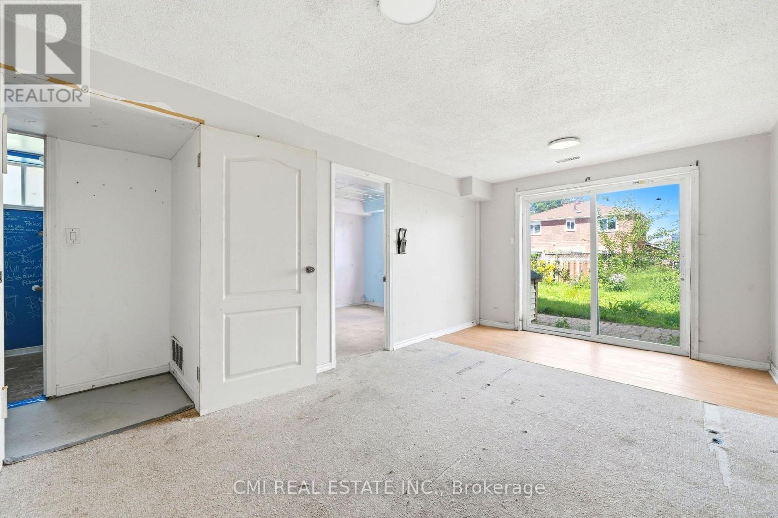 42 Geddes Crescent, Barrie, ON photo 8