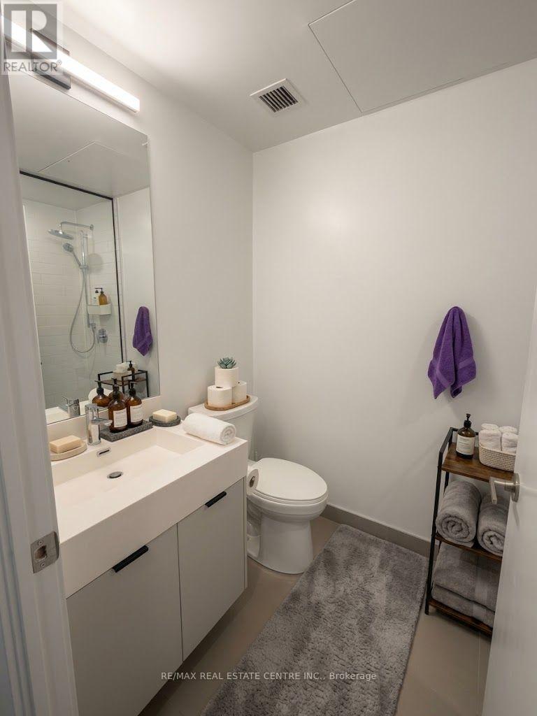 #514 57 BROCK AVENUE - 34