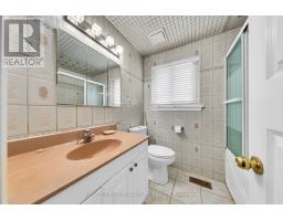 42 Lightwood Drive, Toronto, ON M9V2Z2 Photo 18