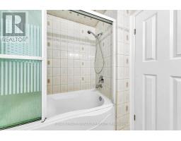 42 Lightwood Drive, Toronto, ON M9V2Z2 Photo 19