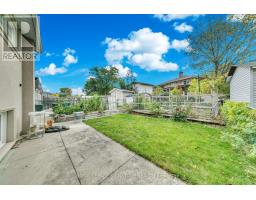 42 Lightwood Drive, Toronto, ON M9V2Z2 Photo 35
