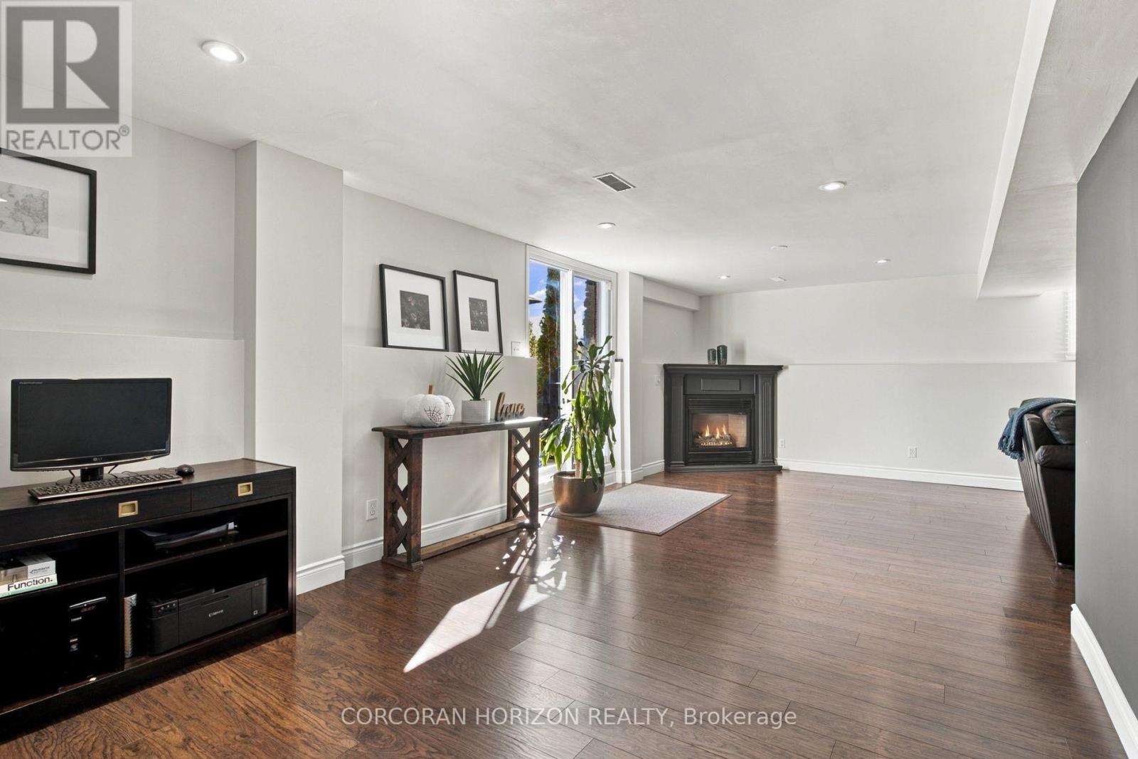 27 Costain Court, Kitchener, ON photo 30
