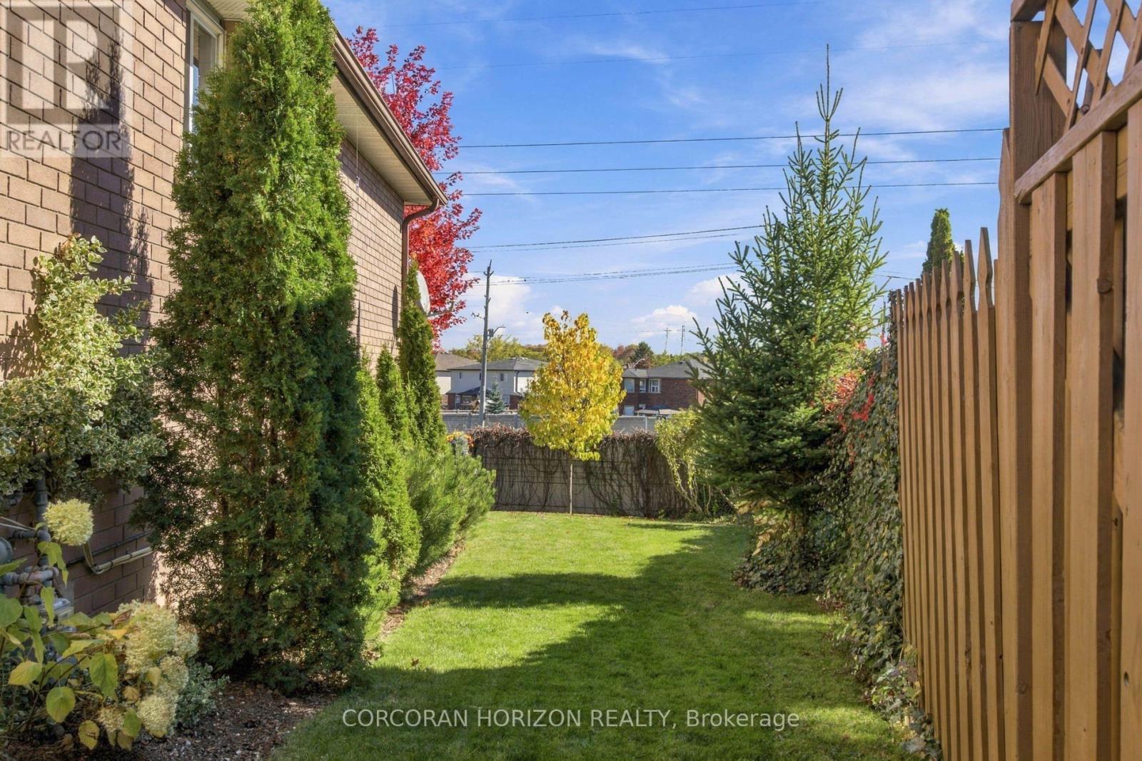 27 Costain Court, Kitchener, ON photo 39