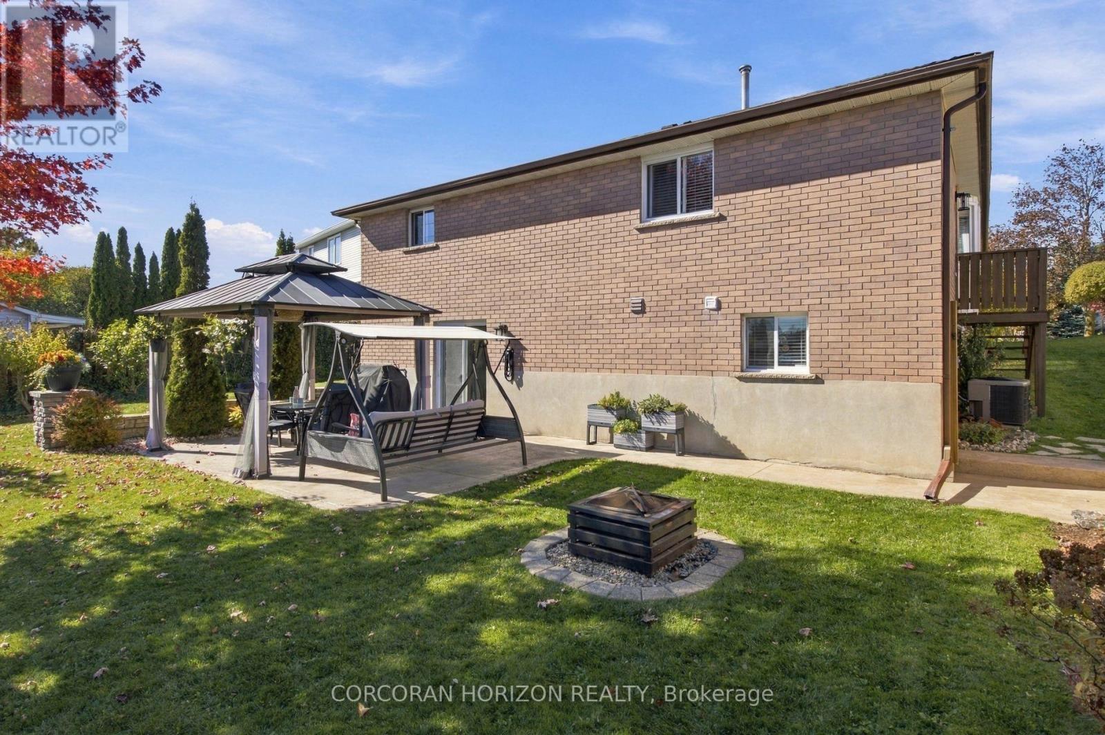27 Costain Court, Kitchener, ON photo 44