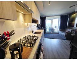 2404 13350 Central Avenue, Surrey, BC V3T0S1 Photo 8