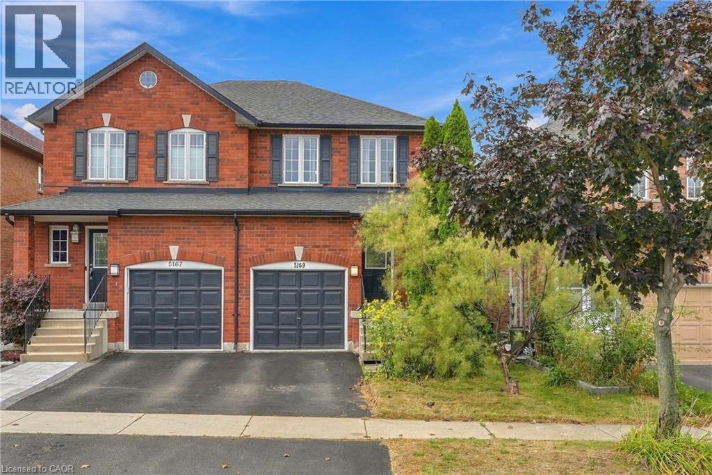 5169 DES JARDINES Drive, Burlington