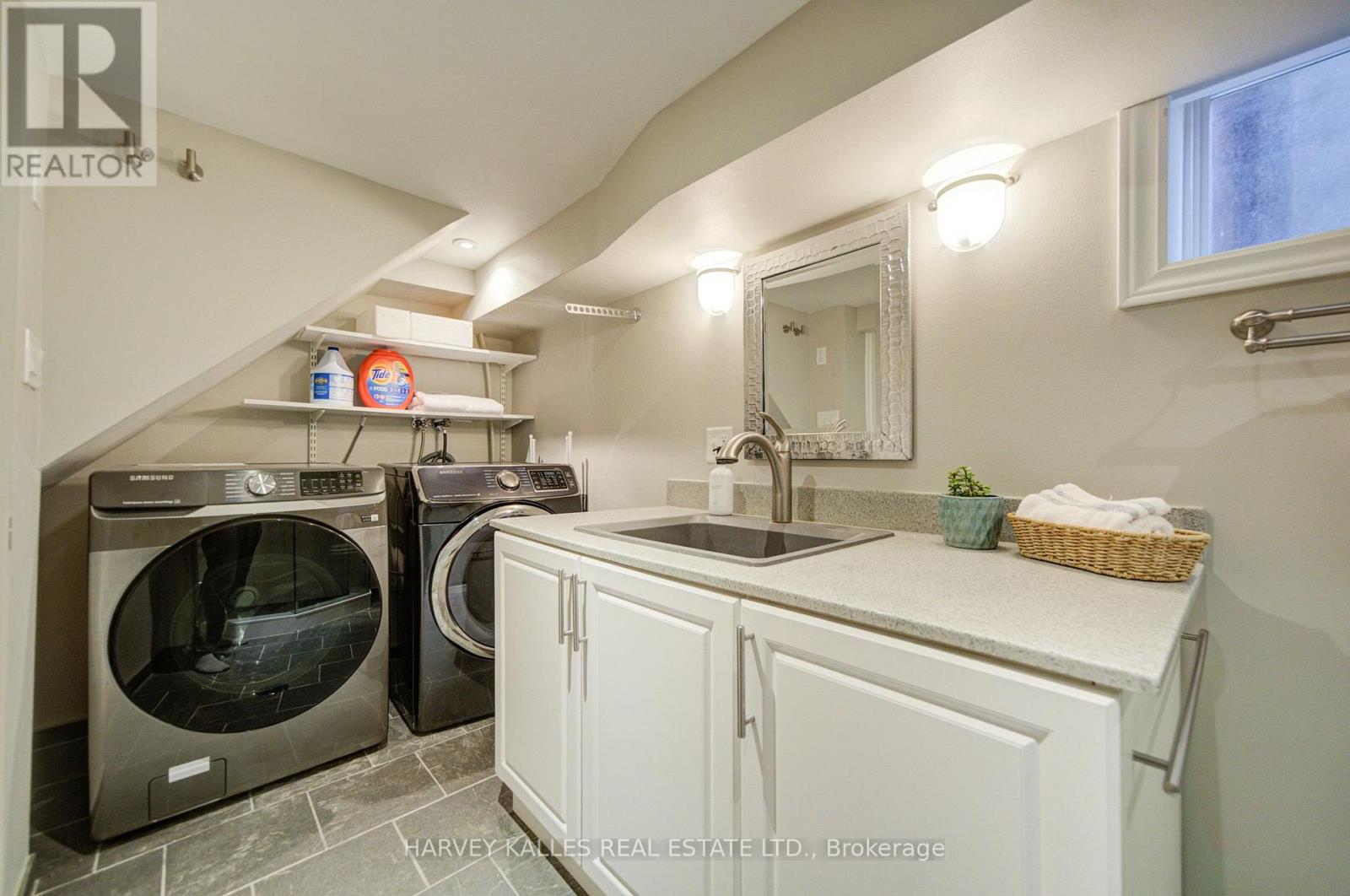 34 Kenwood Avenue, Toronto, ON photo 38