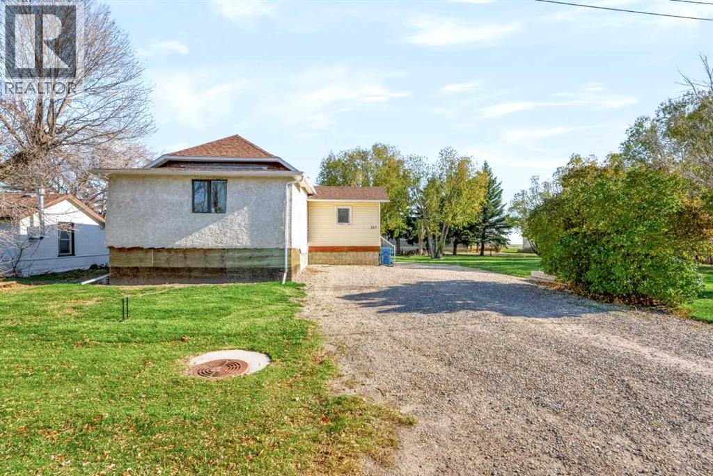 317 Princess Street photo 2
