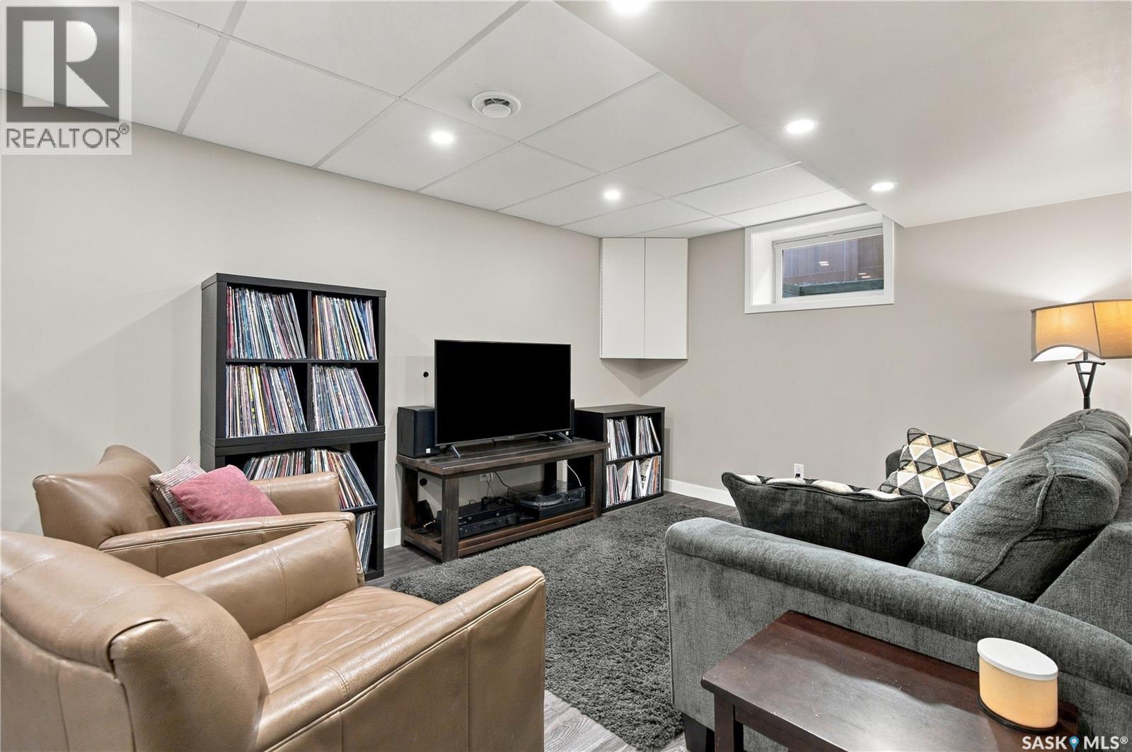 246 Hector CRESCENT N, Regina — photo 32