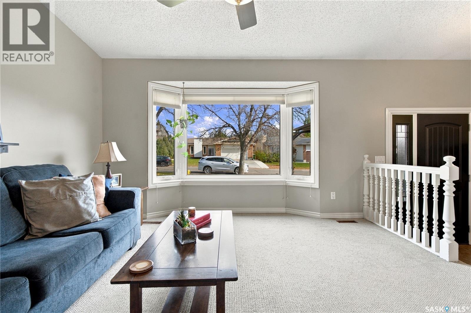 246 Hector CRESCENT N, Regina — photo 6