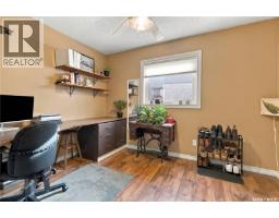 246 Hector Crescent N, Regina, SK S4Y1C3 Photo 20