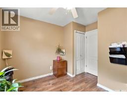 246 Hector Crescent N, Regina, SK S4Y1C3 Photo 21