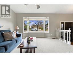 Office - 246 Hector Crescent N, Regina, SK S4Y1C3 Photo 6