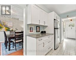 147 Walmer Gardens, London North, ON N6G4H3 Photo 11