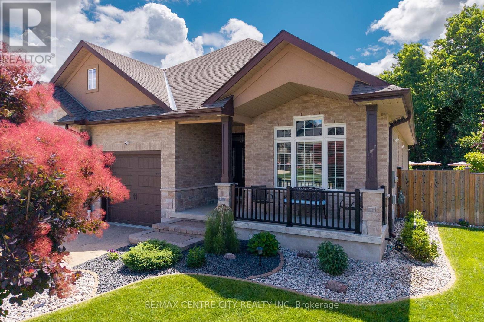51 Ashby photo 3
