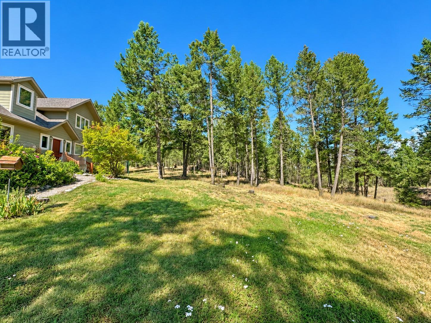 #3 1630 Johnston Road - 35