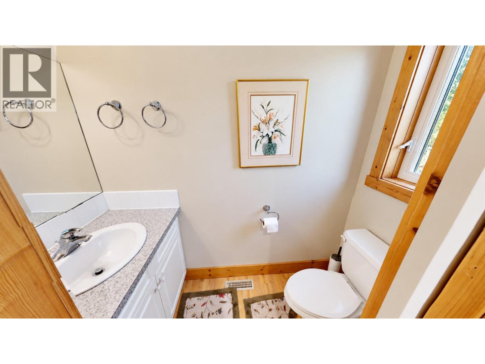 #3 1630 Johnston Road - 17
