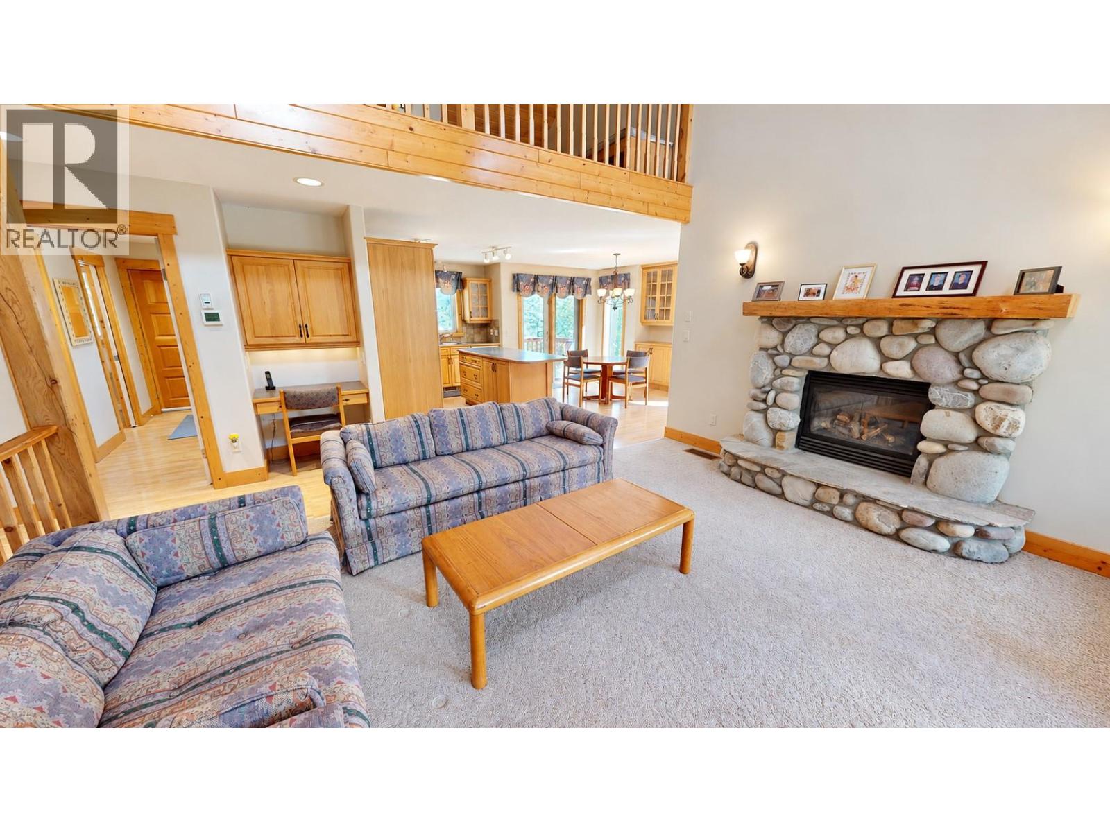 #3 1630 Johnston Road - 8