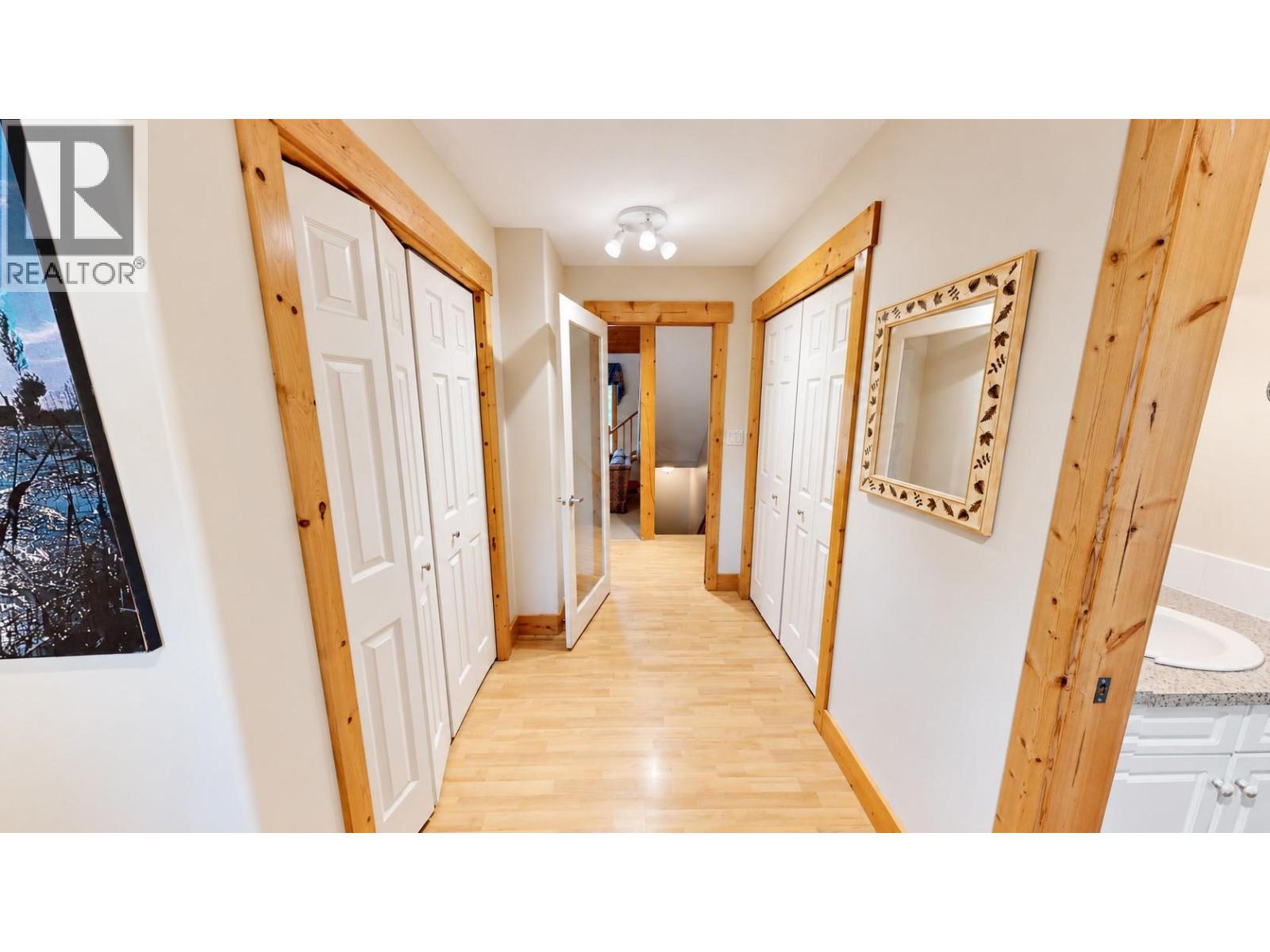 #3 1630 Johnston Road - 18
