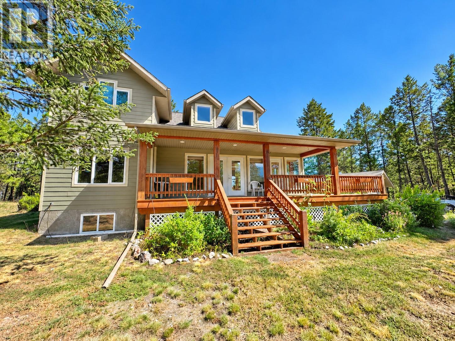 #3 1630 Johnston Road - 24