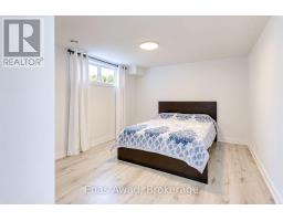 1222 Stanton Road, Ottawa, ON K2C3E2 Photo 7
