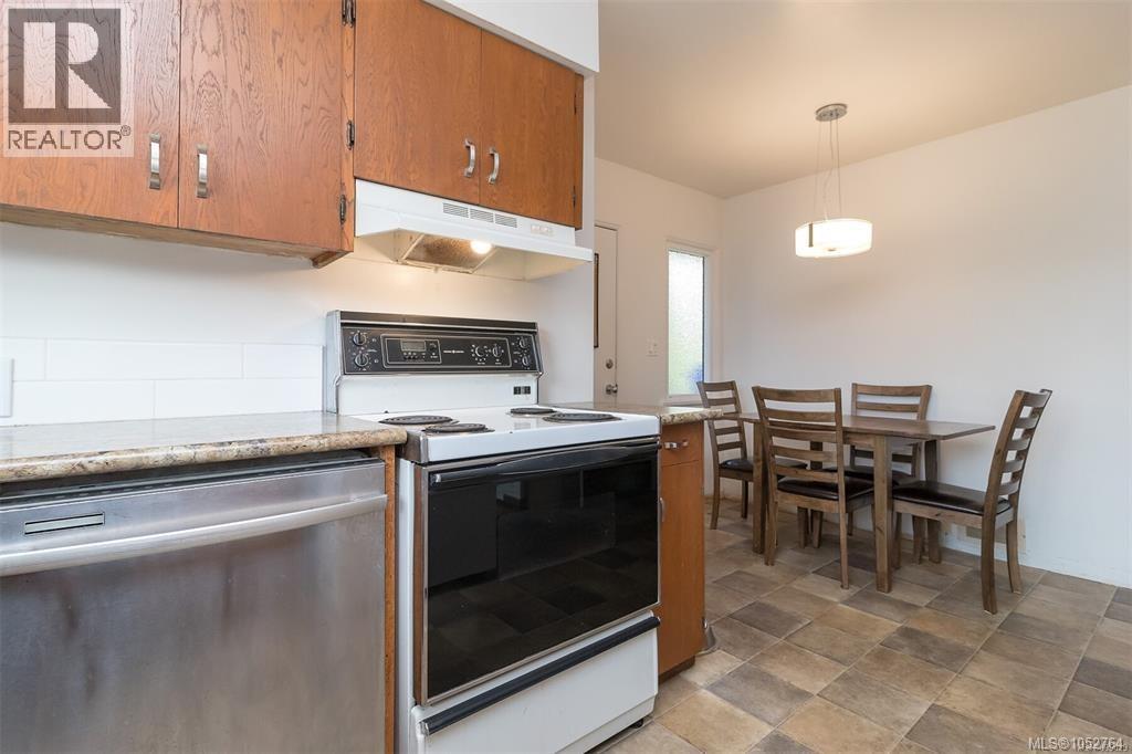368 Gorge Rd W - 22