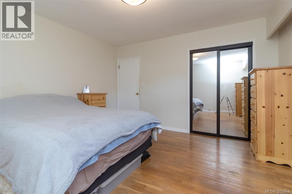 368 Gorge Rd W - 23
