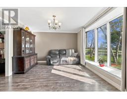 Bedroom - 7808 Sideroad 21 Side Road, Mapleton, ON N0G1A0 Photo 10