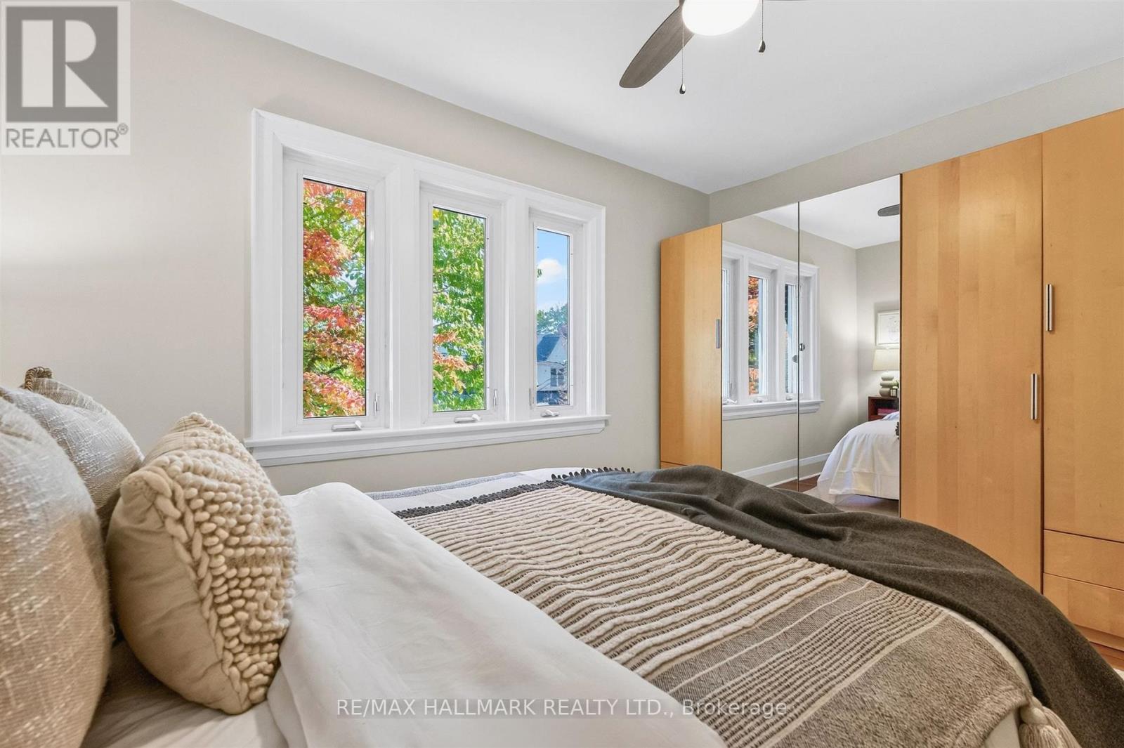 384A Montrose Avenue, Toronto, ON photo 15