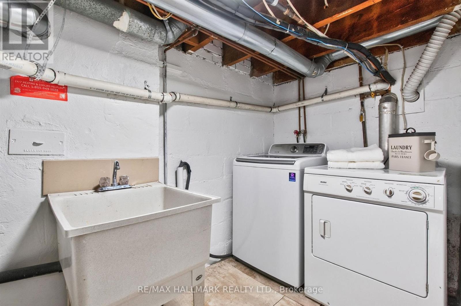 384A Montrose Avenue, Toronto, ON photo 27