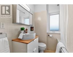 384a Montrose Avenue, Toronto, ON M6G3H1 Photo 21