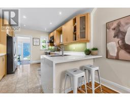 Kitchen - 384a Montrose Avenue, Toronto, ON M6G3H1 Photo 8