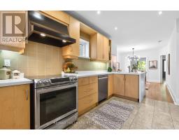 384a Montrose Avenue, Toronto, ON M6G3H1 Photo 9