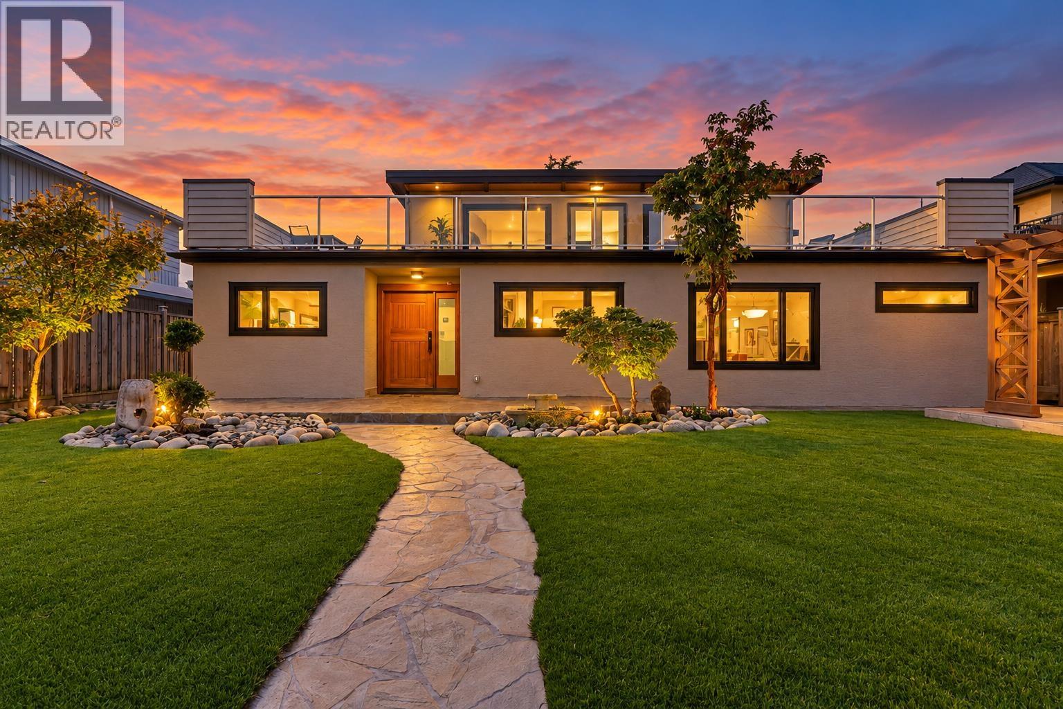 Photo of 227 CENTENNIAL PARKWAY 3