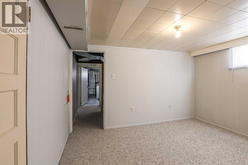 77 9 Street NE, Medicine Hat — photo 24