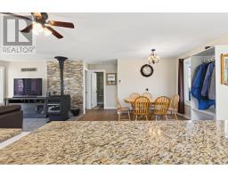 562 Bayview Drive, Whitewater Region, ON K0J2L0 Photo 15