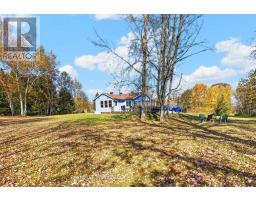 562 Bayview Drive, Whitewater Region, ON K0J2L0 Photo 34