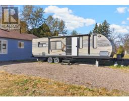 562 Bayview Drive, Whitewater Region, ON K0J2L0 Photo 45