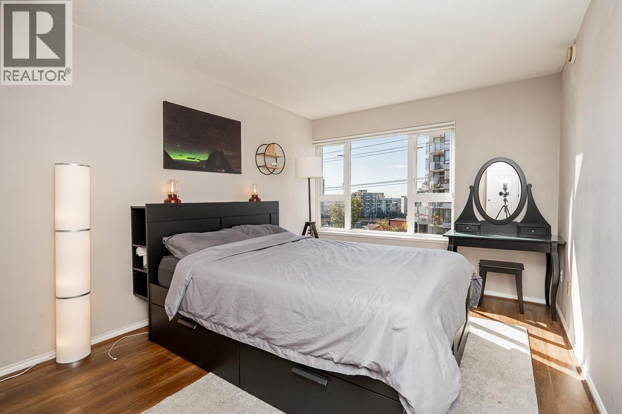 Photo of 301 221 ELEVENTH STREET 15