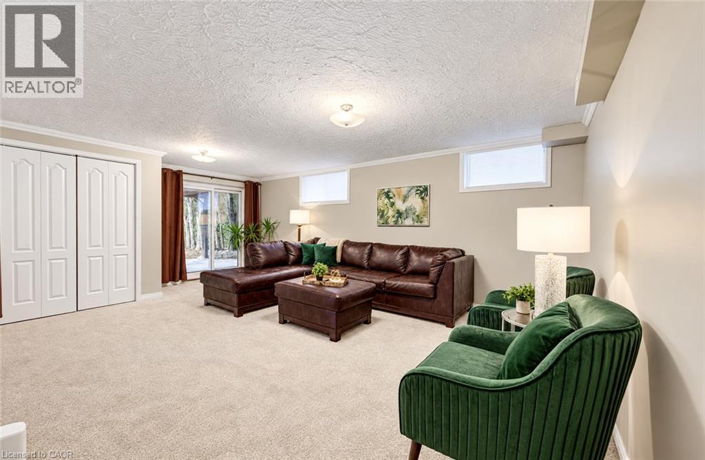 404 LAKEVIEW Drive - 26
