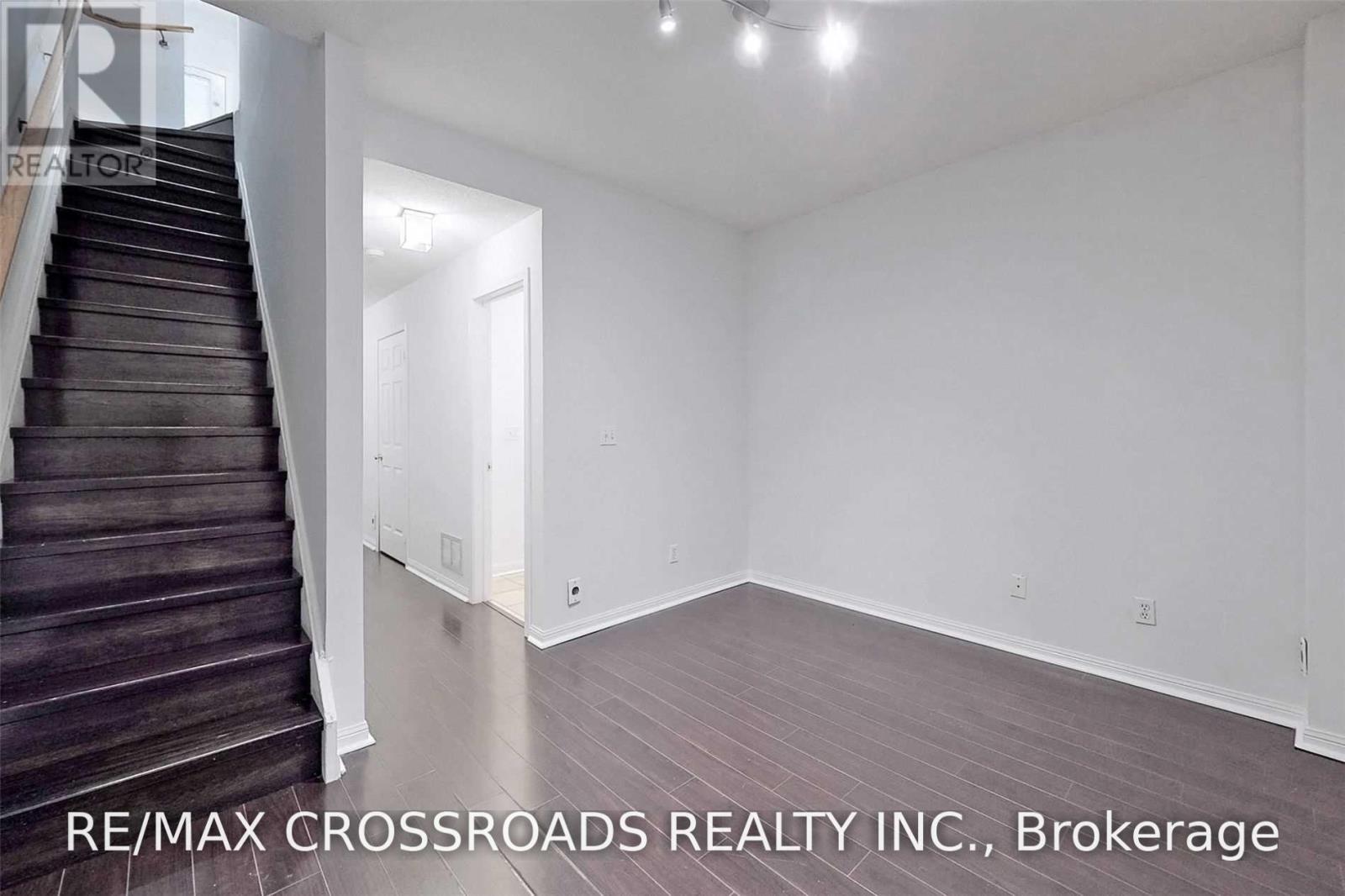#9 22 ST MORITZ WAY - 27