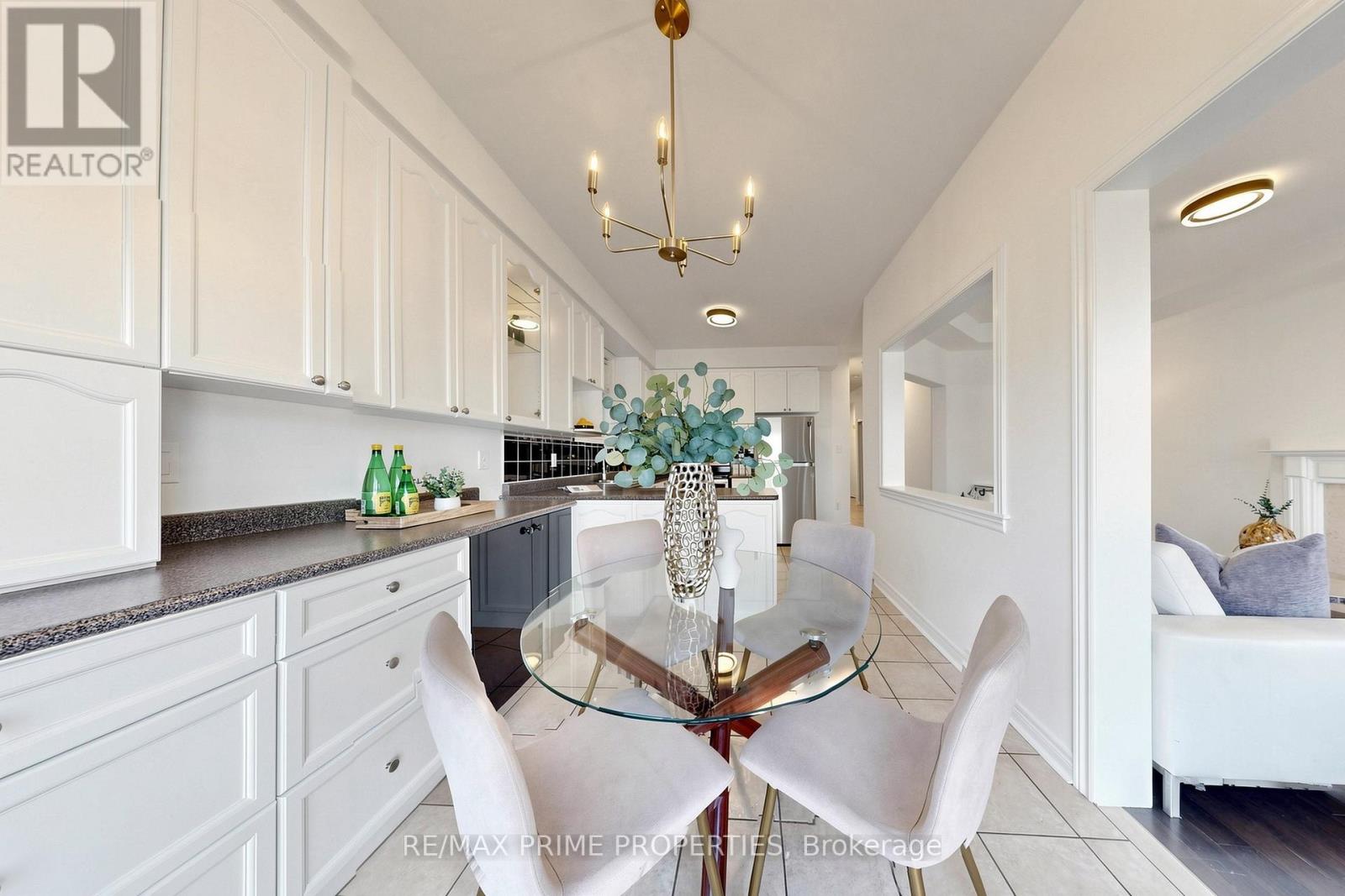 43 Colchester Street, Markham, ON photo 12