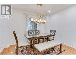 339 Neal Drive, Richmond Hill, ON L4C3L3 Photo 10