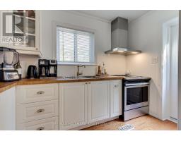 339 Neal Drive, Richmond Hill, ON L4C3L3 Photo 14