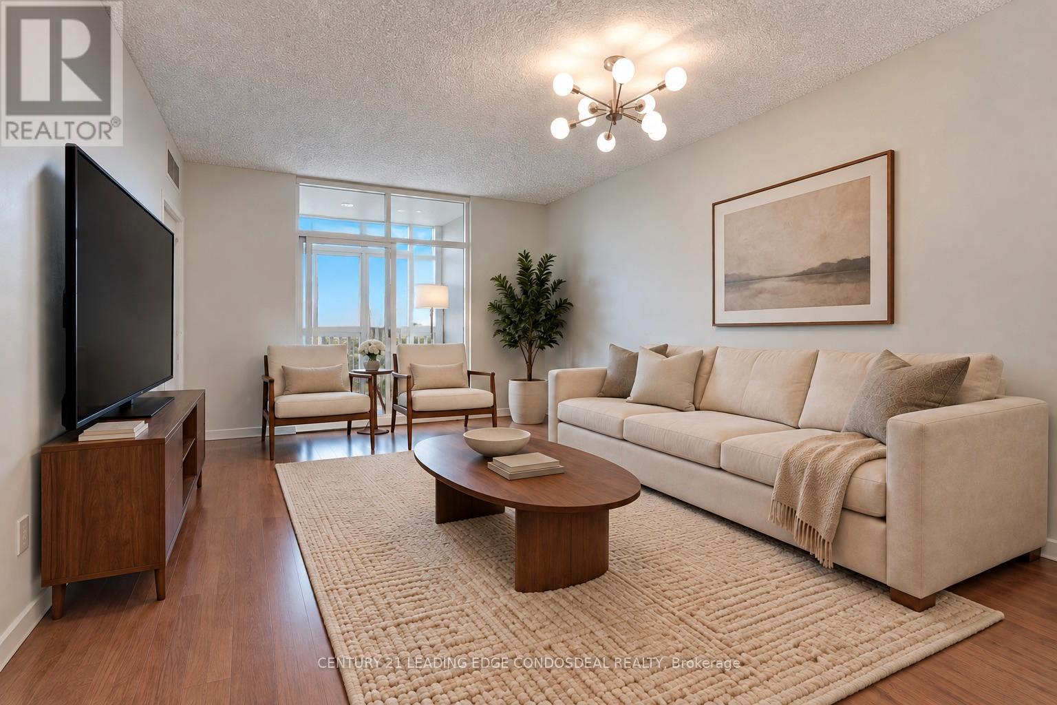 Listing photo of 301 - 9235 JANE STREET