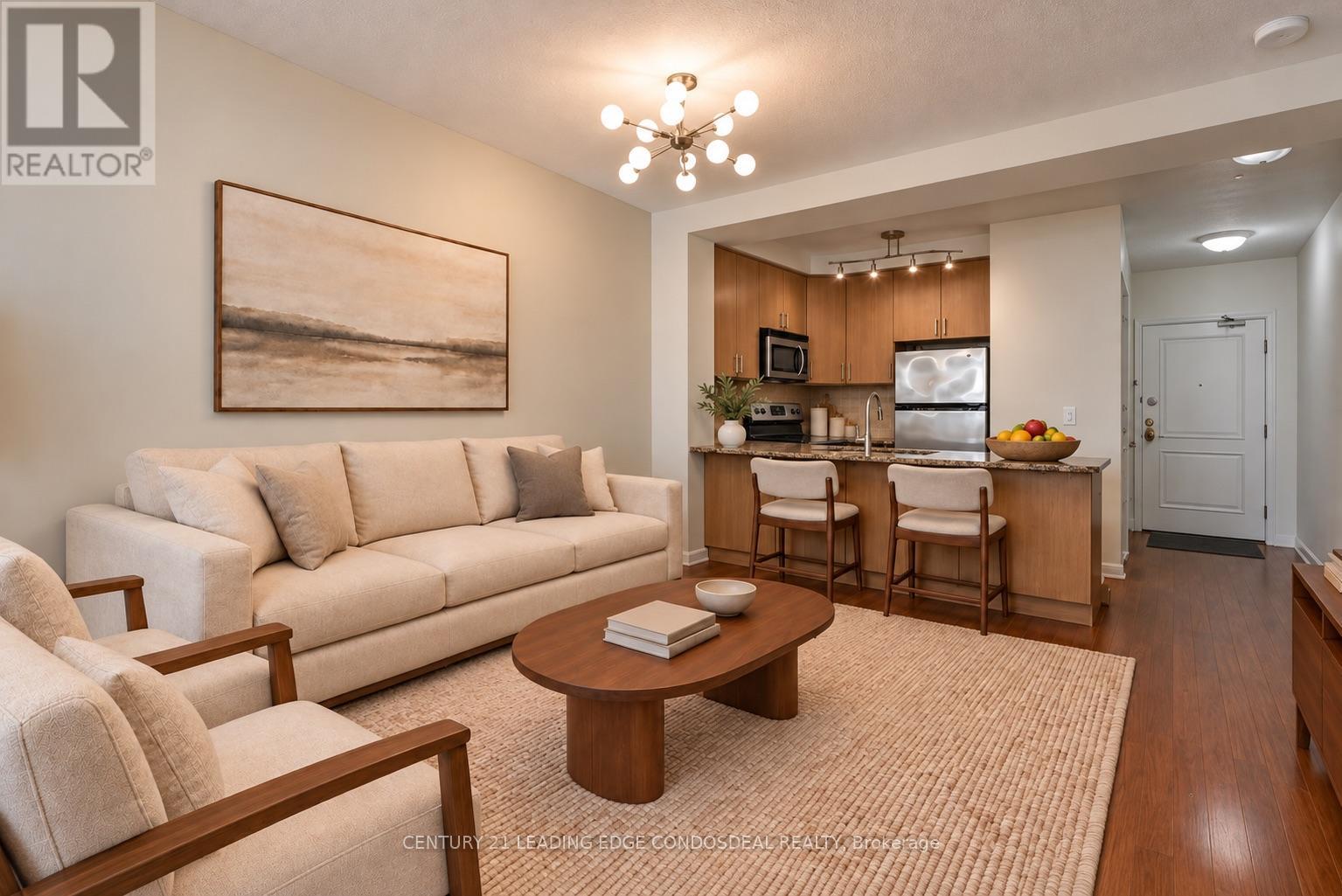 301- 9235 Jane Street, Vaughan, ON photo 2