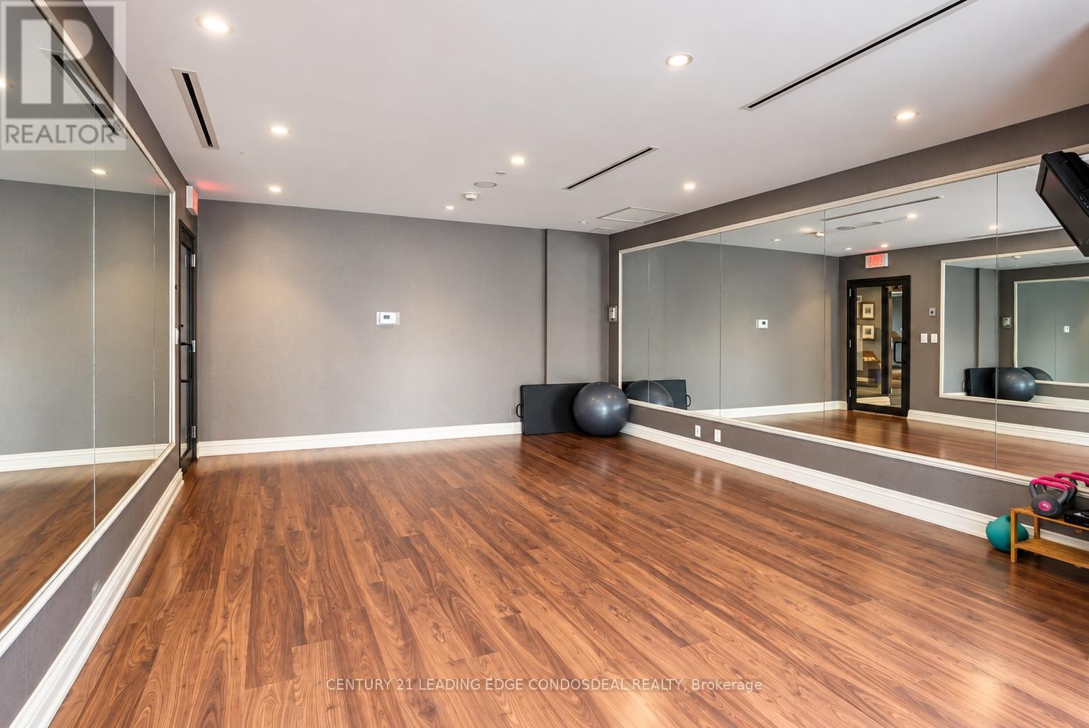 301- 9235 Jane Street, Vaughan, ON photo 25