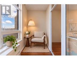 301 - 9235 Jane Street, Vaughan, ON L6A0J8 Photo 10