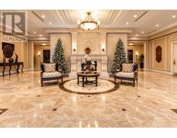 301 - 9235 Jane Street, Vaughan, ON L6A0J8 Photo 14